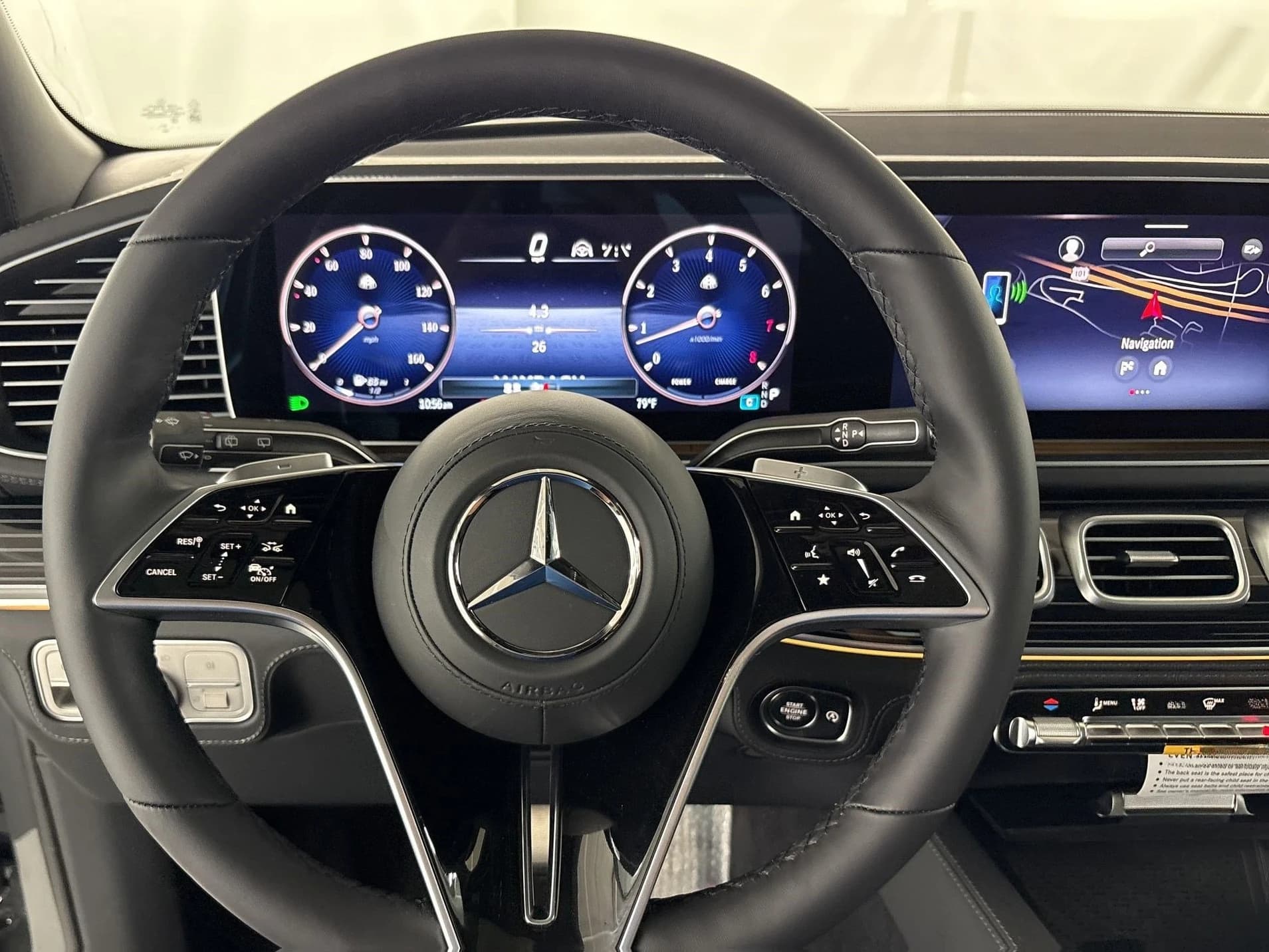 Mercedes-Benz GLS Maybach GLS 600 4MATIC SUV 2026 — side view