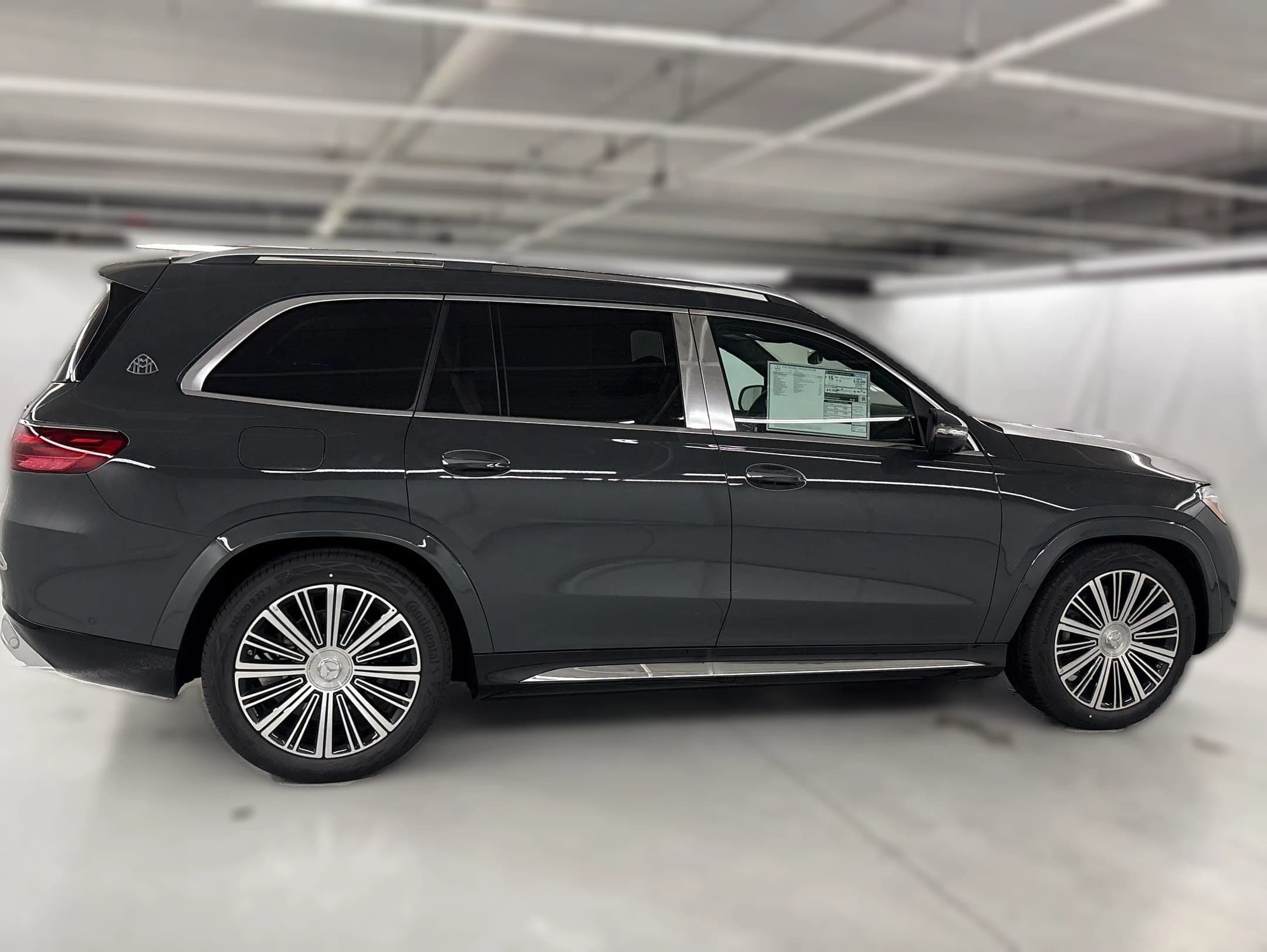 Mercedes-Benz GLS Maybach GLS 600 4MATIC SUV 2026 — side view