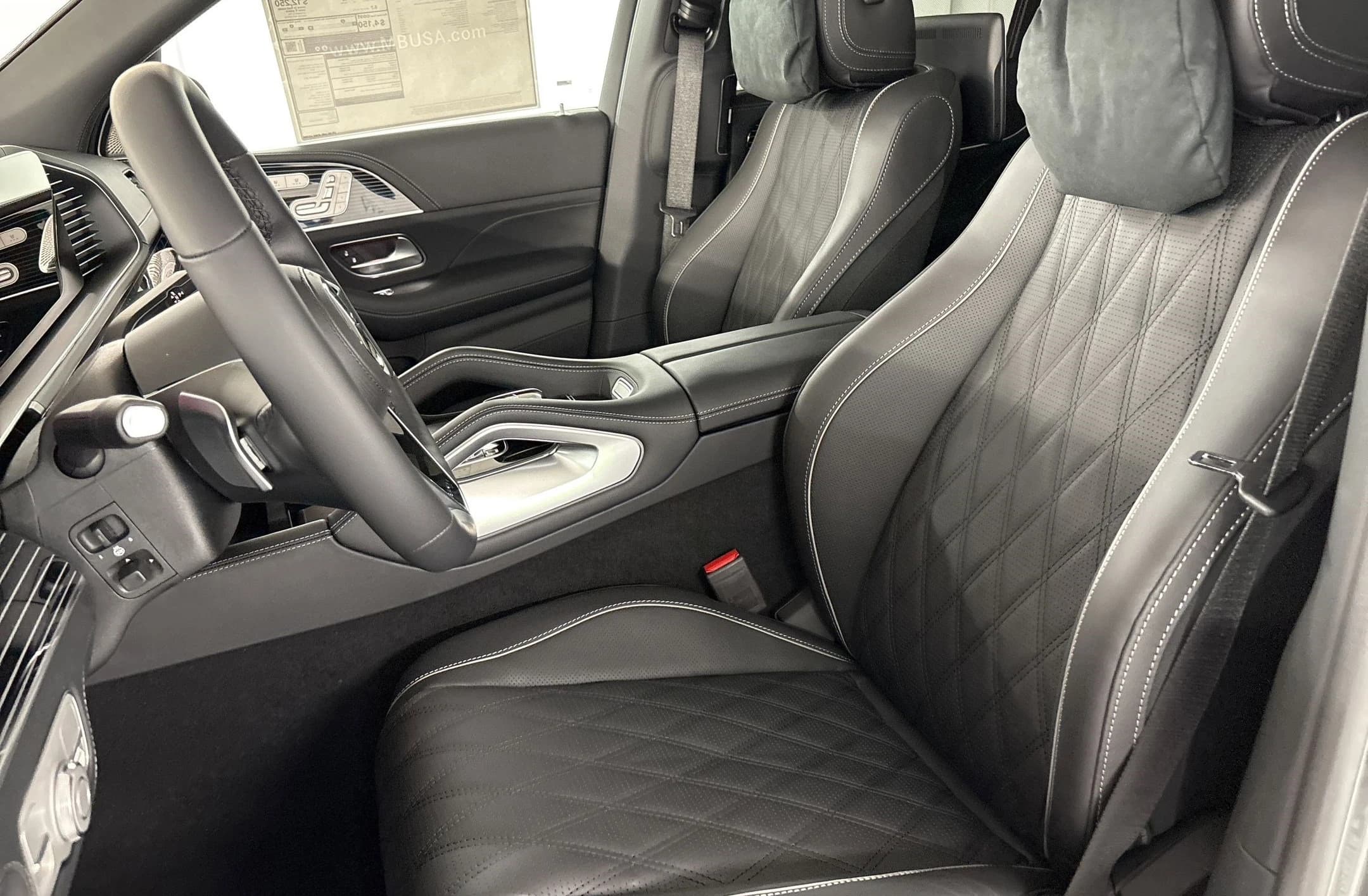 Mercedes-Benz GLS Maybach GLS 600 4MATIC SUV 2026 — side view