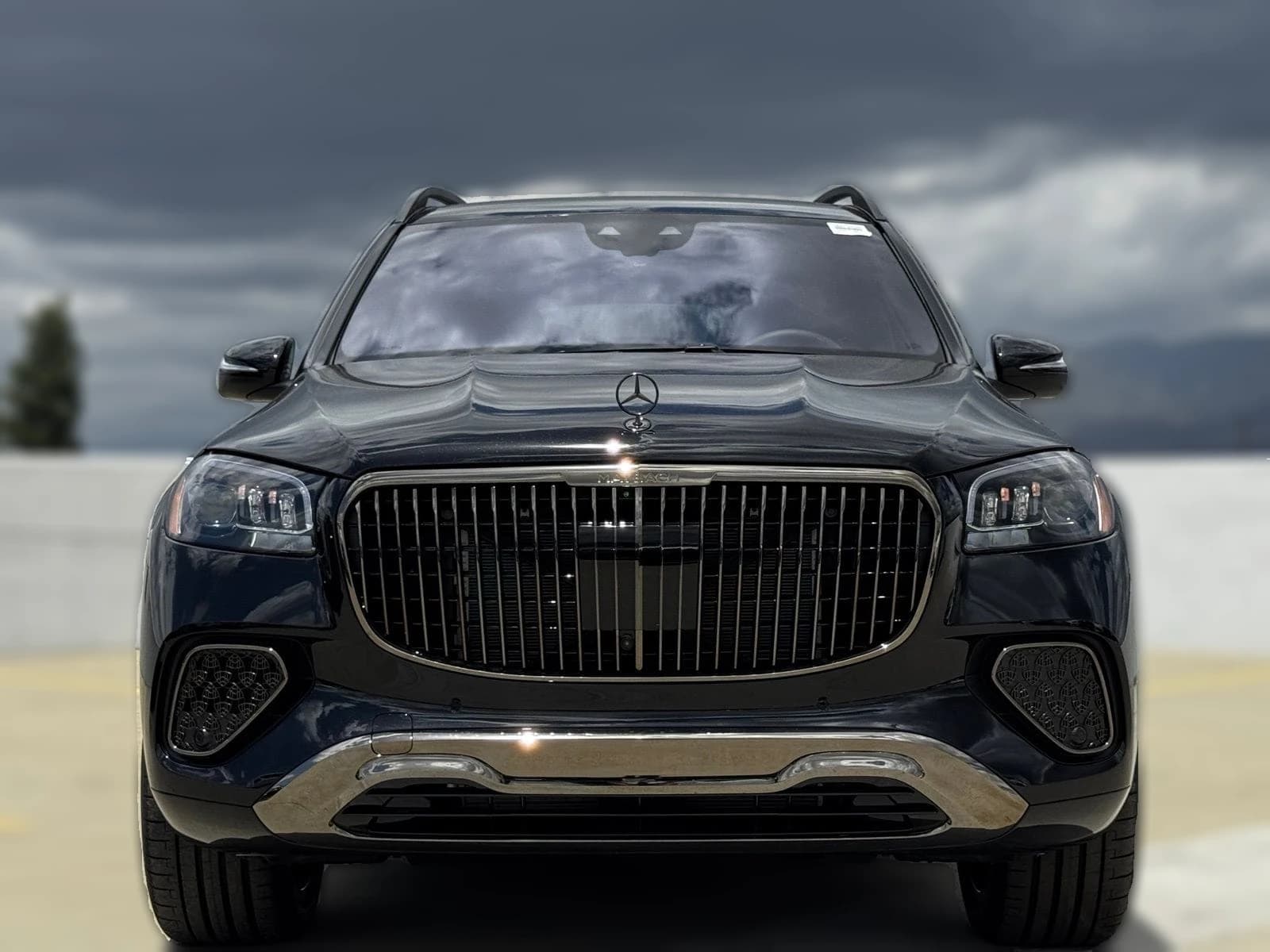 Mercedes-Benz GLS Maybach GLS 600 4MATIC SUV 2026 — side view