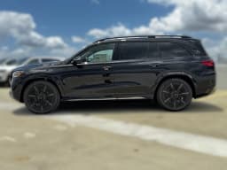 Mercedes-Benz GLS Maybach GLS 600 4MATIC SUV 2026 — side view