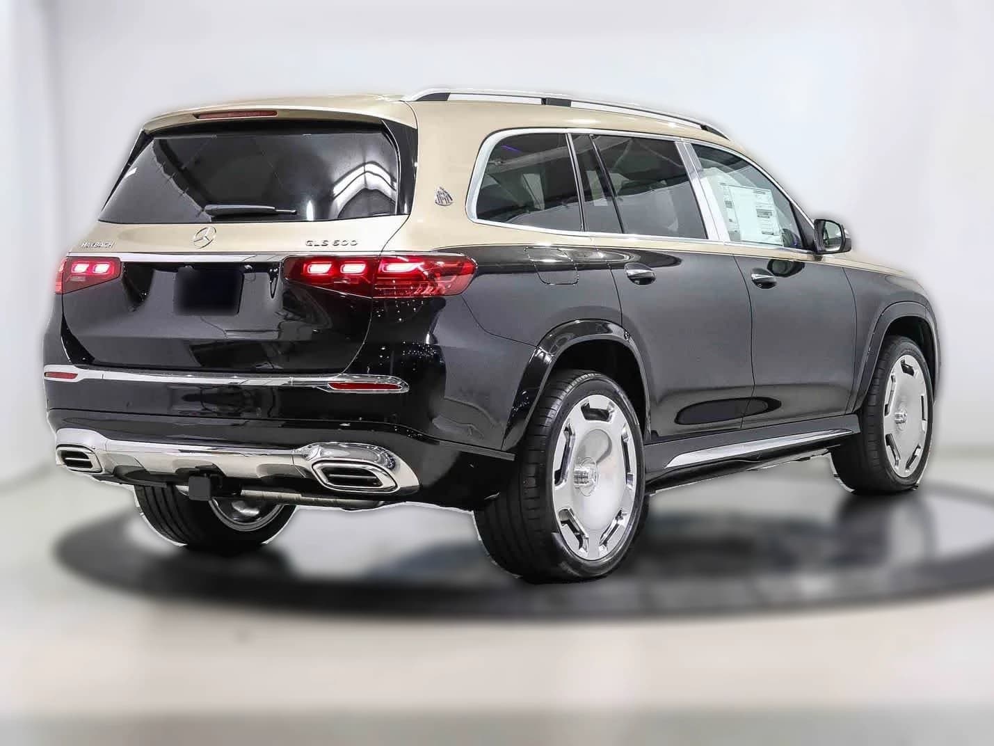 Mercedes-Benz GLS Maybach GLS 600 4MATIC SUV 2026 — side view