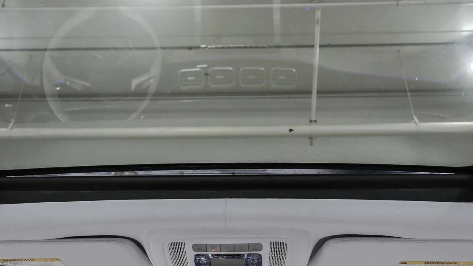 Mercedes-Benz GLS Maybach GLS 600 4MATIC SUV 2026 — side view