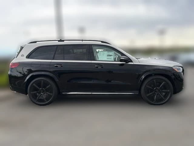 Mercedes-Benz GLS Maybach GLS 600 4MATIC SUV 2026 — side view