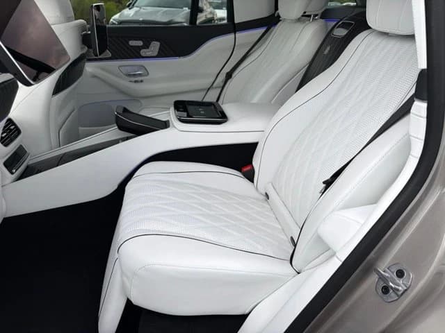Mercedes-Benz GLS Maybach GLS 600 4MATIC SUV 2026 — side view