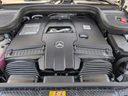 Mercedes-Benz GLS Maybach GLS 600 4MATIC SUV 2026 — side view