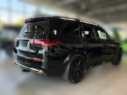 Mercedes-Benz GLS Maybach GLS 600 4MATIC SUV 2026 — side view
