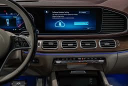 Mercedes-Benz GLS Maybach GLS 600 4MATIC SUV 2026 — side view