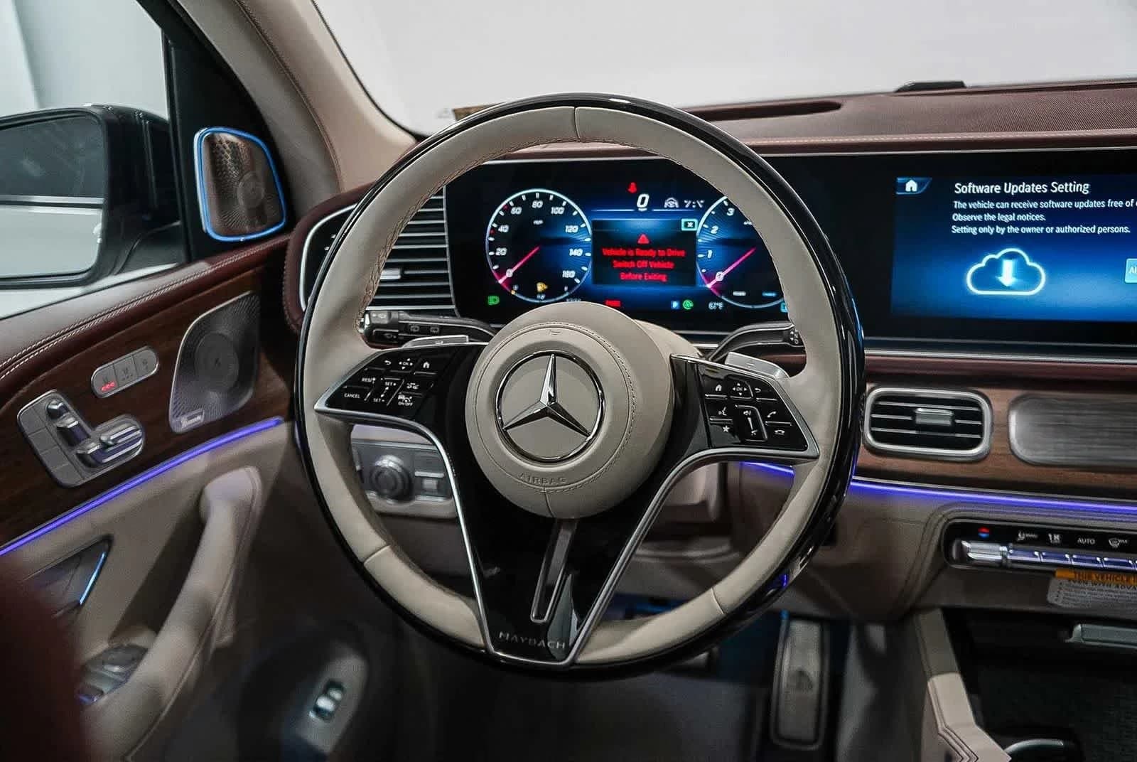 Mercedes-Benz GLS Maybach GLS 600 4MATIC SUV 2026 — side view