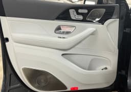 Mercedes-Benz GLS Maybach GLS 600 4MATIC SUV 2026 — side view