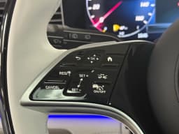 Mercedes-Benz GLS Maybach GLS 600 4MATIC SUV 2026 — side view
