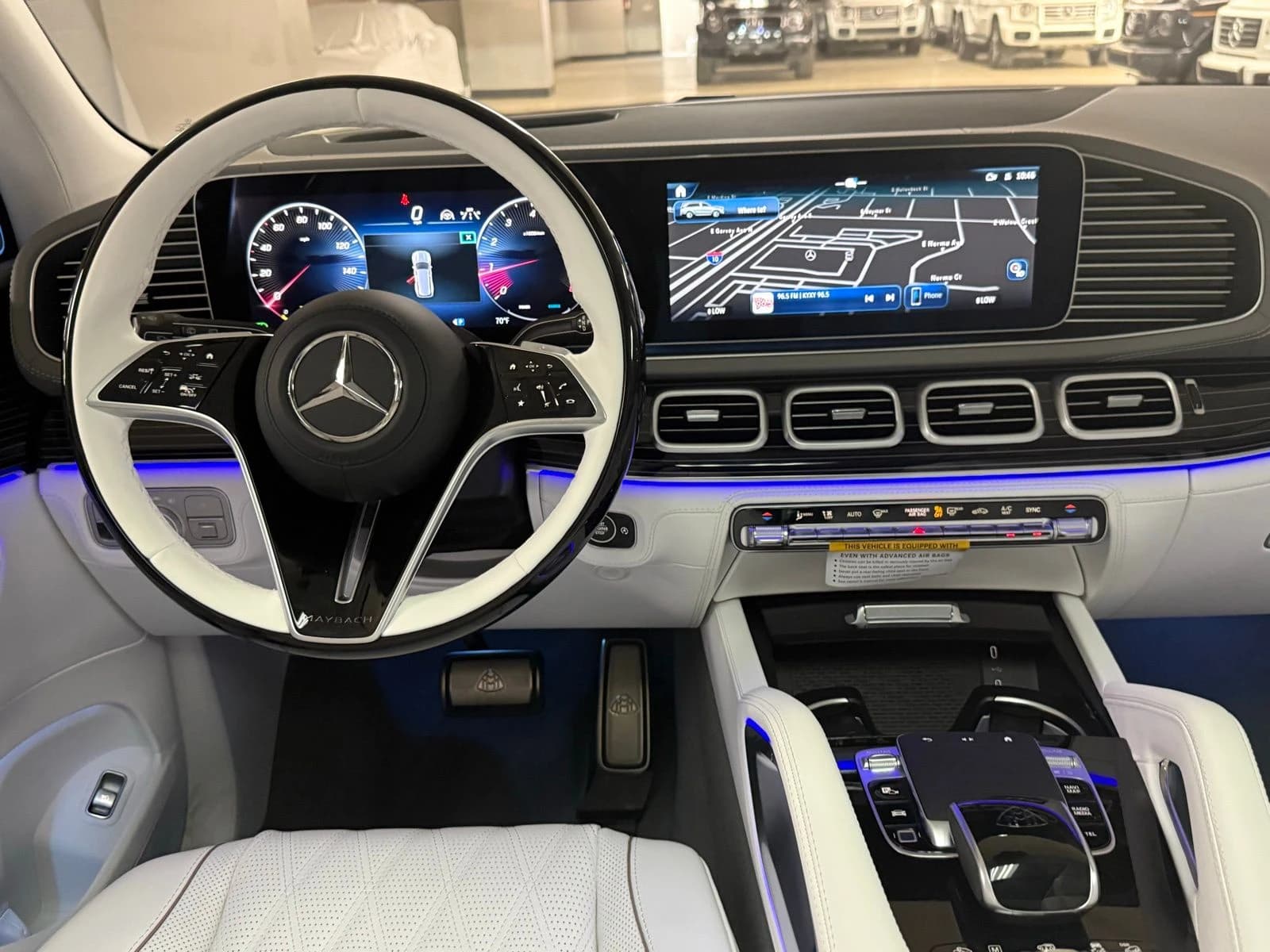Mercedes-Benz GLS Maybach GLS 600 4MATIC SUV 2026 — side view