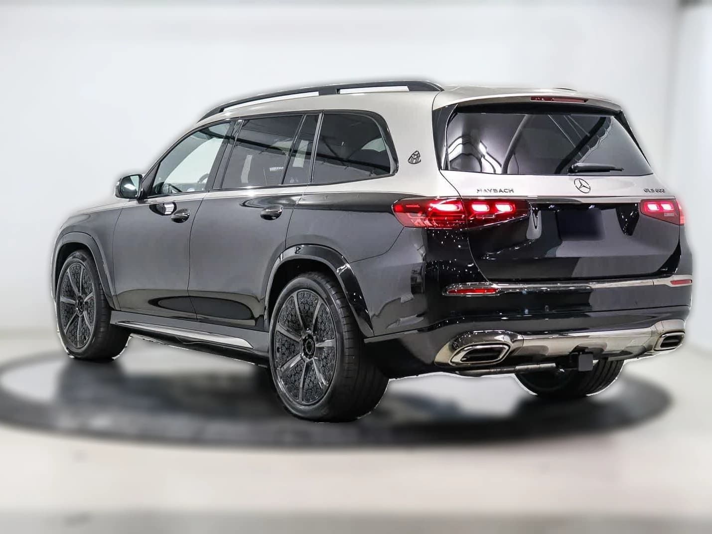 Mercedes-Benz GLS Maybach GLS 600 4MATIC SUV 2026 — side view