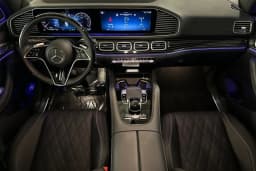 Mercedes-Benz GLS Maybach GLS 600 4MATIC SUV 2026 — side view