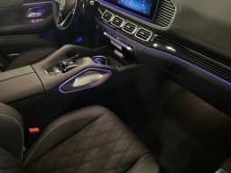 Mercedes-Benz GLS Maybach GLS 600 4MATIC SUV 2026 — side view