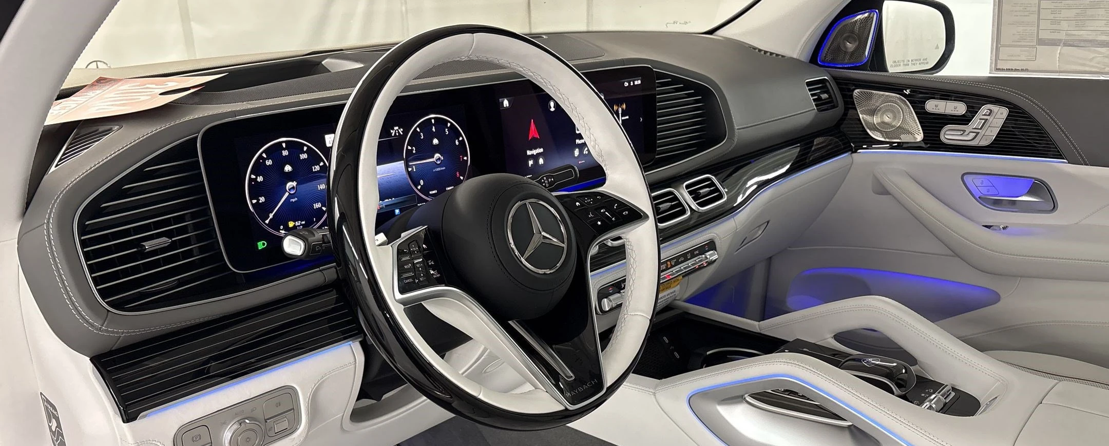 Mercedes-Benz GLS Maybach GLS 600 4MATIC SUV 2026 — side view