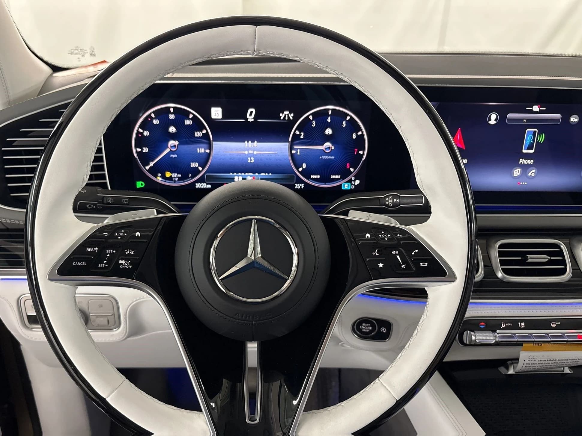 Mercedes-Benz GLS Maybach GLS 600 4MATIC SUV 2026 — side view