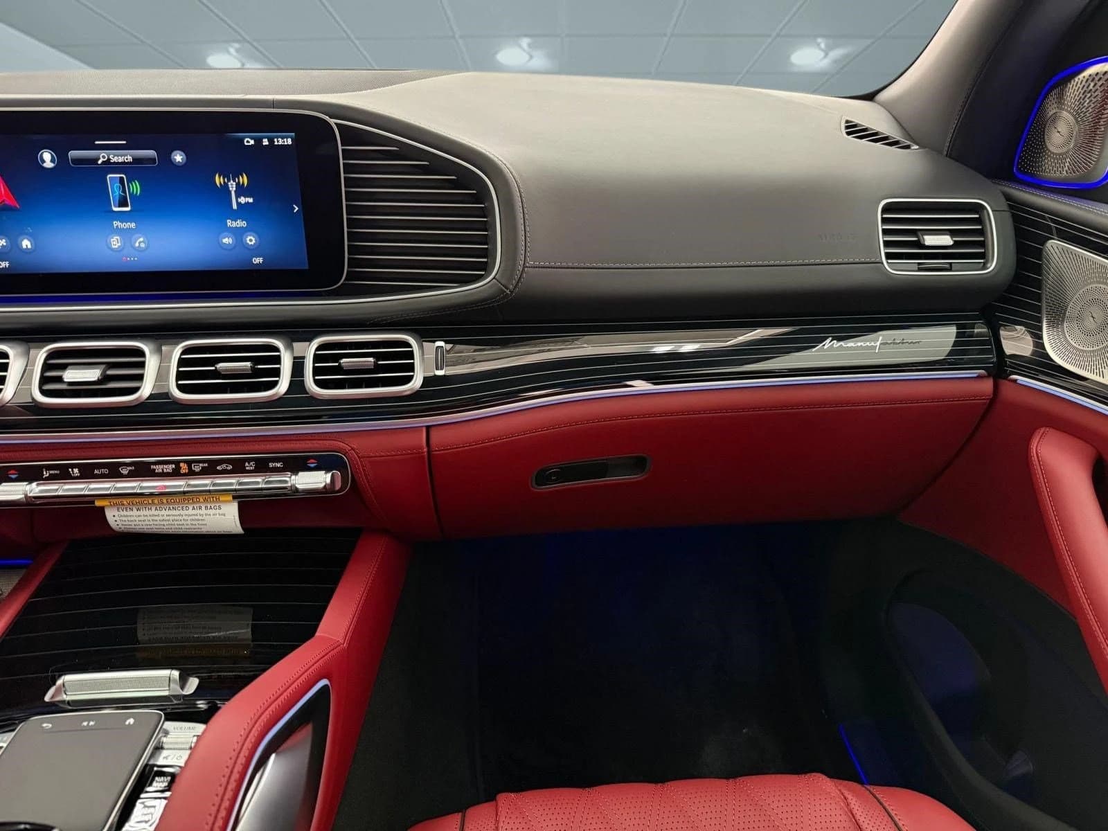 Mercedes-Benz GLS Maybach GLS 600 4MATIC SUV 2026 — side view