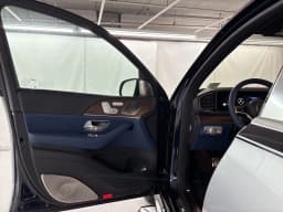 Mercedes-Benz GLS Maybach GLS 600 4MATIC SUV 2026 — side view