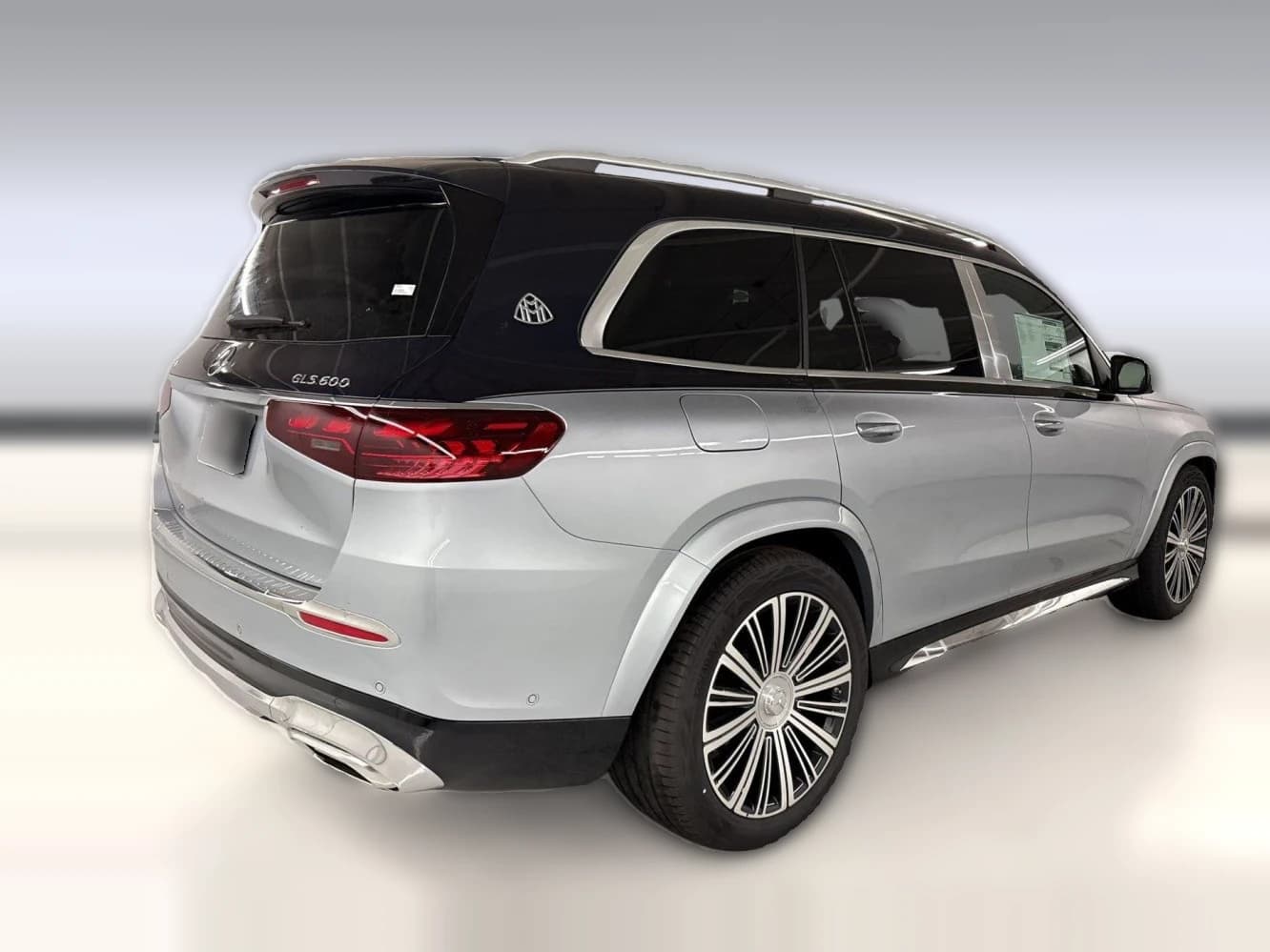 Mercedes-Benz GLS Maybach GLS 600 4MATIC SUV 2026 — side view
