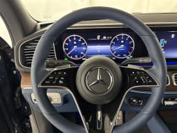 Mercedes-Benz GLS Maybach GLS 600 4MATIC SUV 2026 — side view