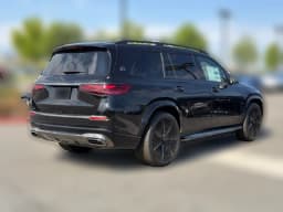 Mercedes-Benz GLS Maybach GLS 600 4MATIC SUV 2026 — side view