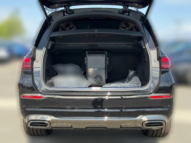 Mercedes-Benz GLS Maybach GLS 600 4MATIC SUV 2026 — side view