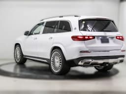 Mercedes-Benz GLS Maybach GLS 600 4MATIC SUV 2026 — side view