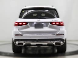 Mercedes-Benz GLS Maybach GLS 600 4MATIC SUV 2026 — side view