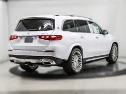 Mercedes-Benz GLS Maybach GLS 600 4MATIC SUV 2026 — side view
