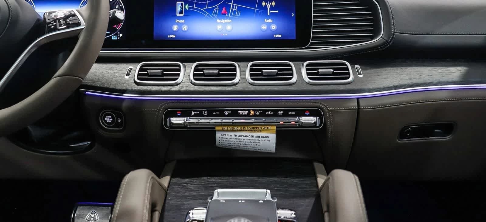 Mercedes-Benz GLS Maybach GLS 600 4MATIC SUV 2026 — side view