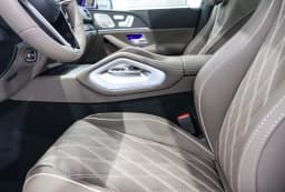 Mercedes-Benz GLS Maybach GLS 600 4MATIC SUV 2026 — side view