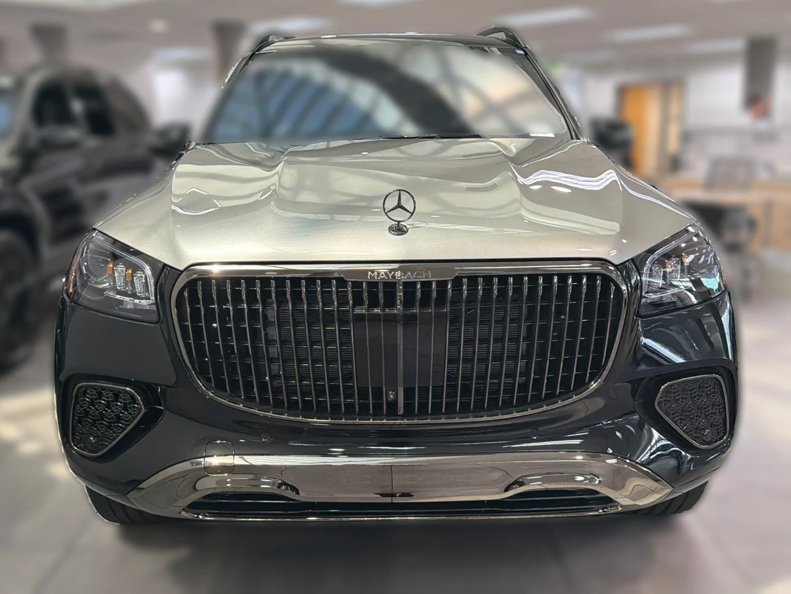 Mercedes-Benz GLS Maybach GLS 600 4MATIC SUV 2026 — side view