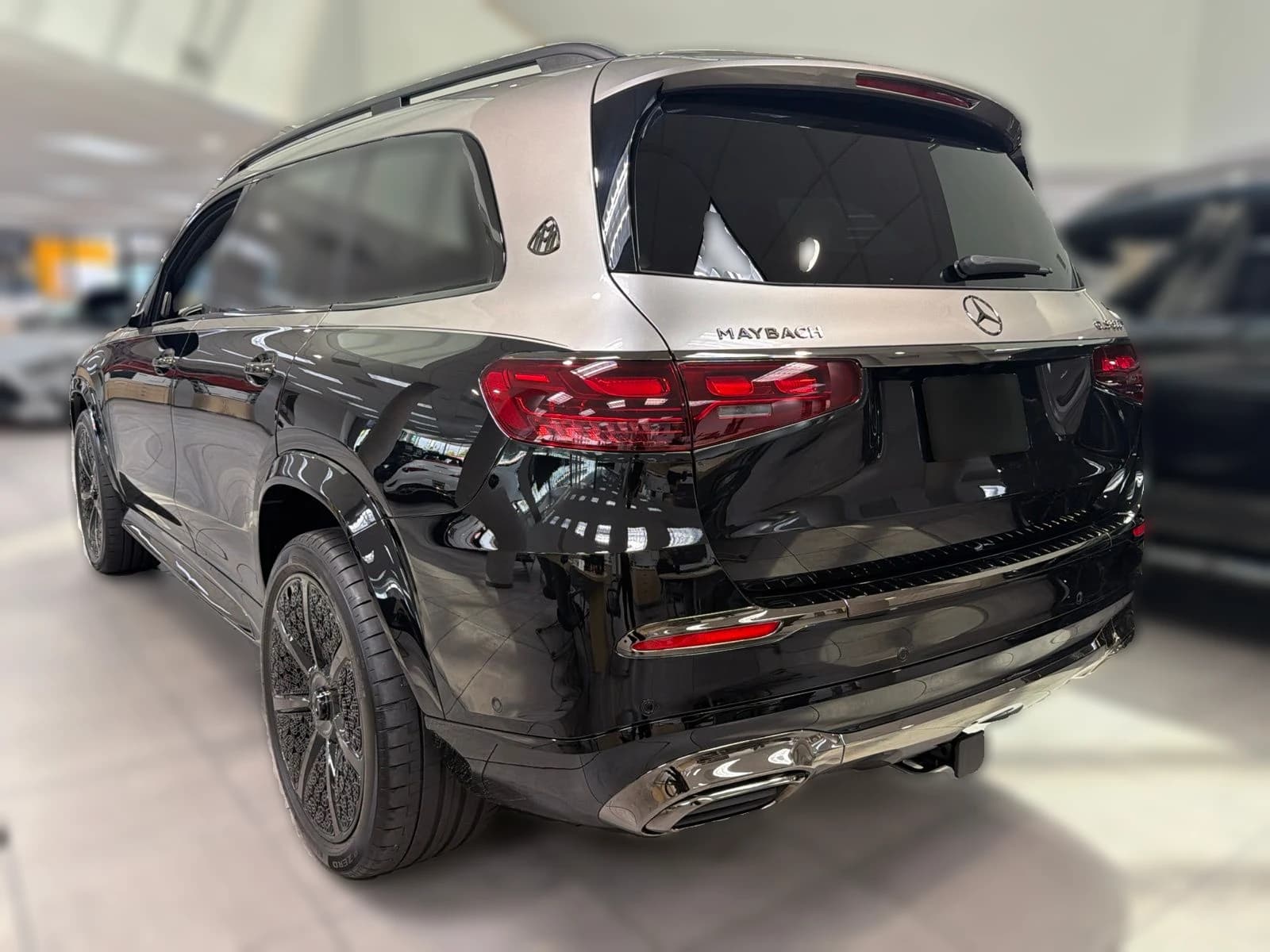 Mercedes-Benz GLS Maybach GLS 600 4MATIC SUV 2026 — side view
