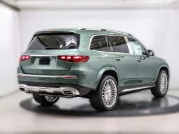 Mercedes-Benz GLS Maybach GLS 600 4MATIC SUV 2026 — side view