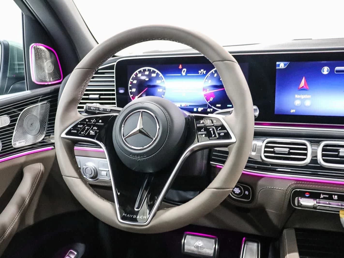 Mercedes-Benz GLS Maybach GLS 600 4MATIC SUV 2026 — side view
