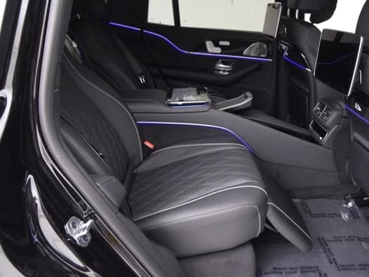 Mercedes-Benz GLS Maybach GLS 600 4MATIC SUV 2026 — side view