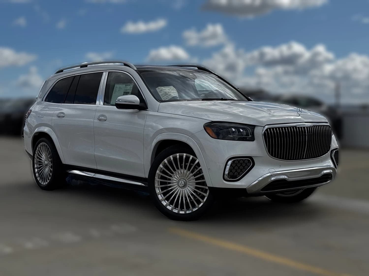 Mercedes-Benz GLS Maybach GLS 600 4MATIC SUV 2026 — side view