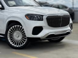 Mercedes-Benz GLS Maybach GLS 600 4MATIC SUV 2026 — side view