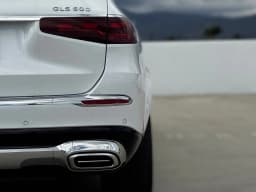 Mercedes-Benz GLS Maybach GLS 600 4MATIC SUV 2026 — side view