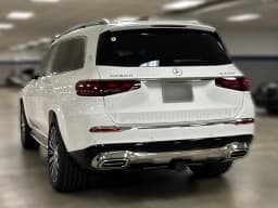 Mercedes-Benz GLS Maybach GLS 600 4MATIC SUV 2026 — side view