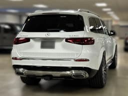 Mercedes-Benz GLS Maybach GLS 600 4MATIC SUV 2026 — side view