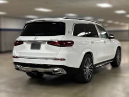 Mercedes-Benz GLS Maybach GLS 600 4MATIC SUV 2026 — side view