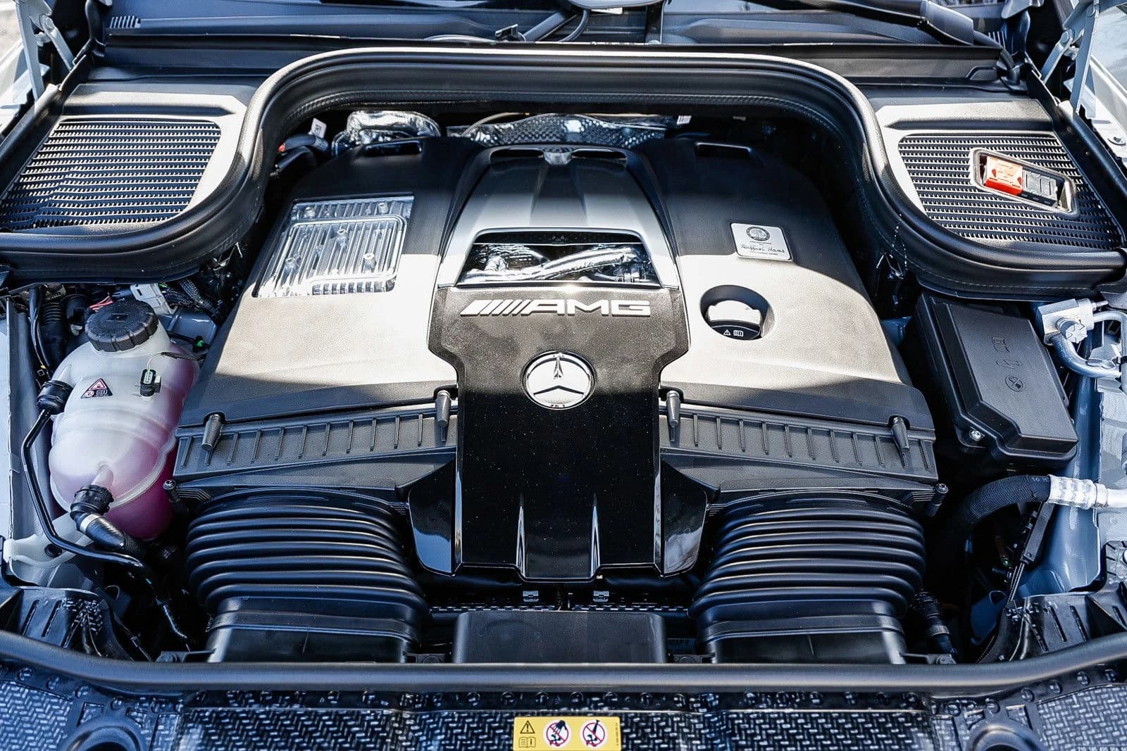 Mercedes-Benz GLS AMG GLS 63 4MATIC+ SUV 2026 — side view