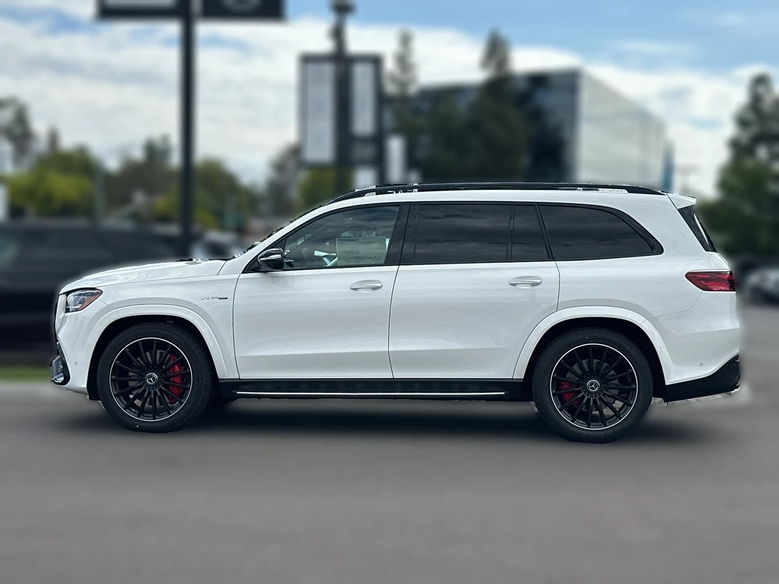 Mercedes-Benz GLS AMG GLS 63 4MATIC+ SUV 2026 — side view