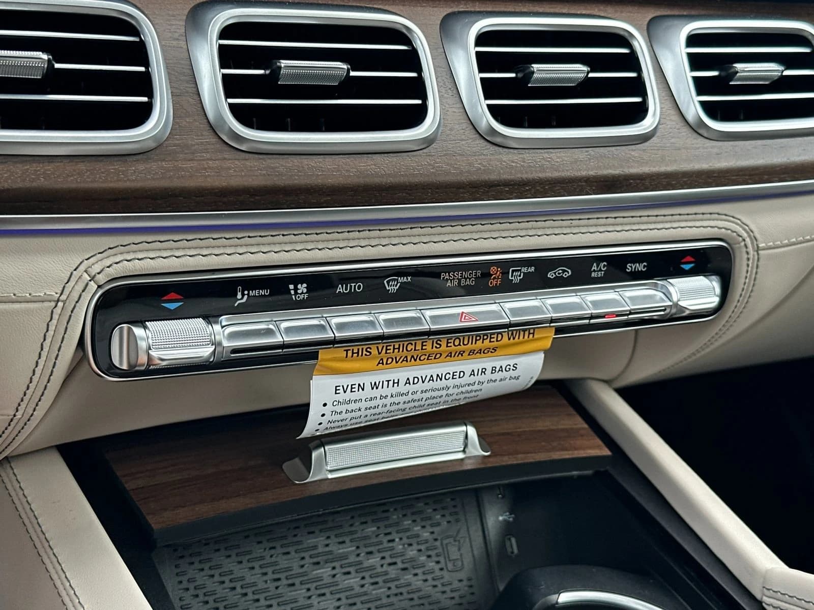 Mercedes-Benz GLS AMG GLS 63 4MATIC+ SUV 2026 — side view