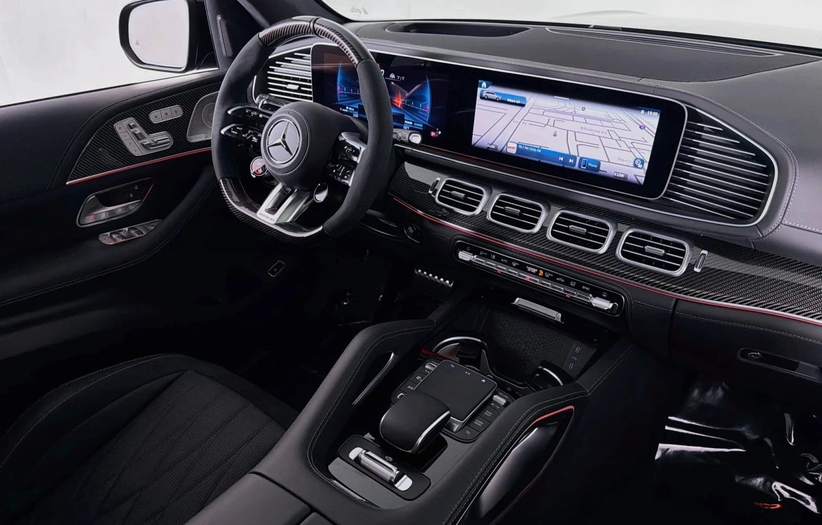 Mercedes-Benz GLS AMG GLS 63 4MATIC+ SUV 2026 — side view