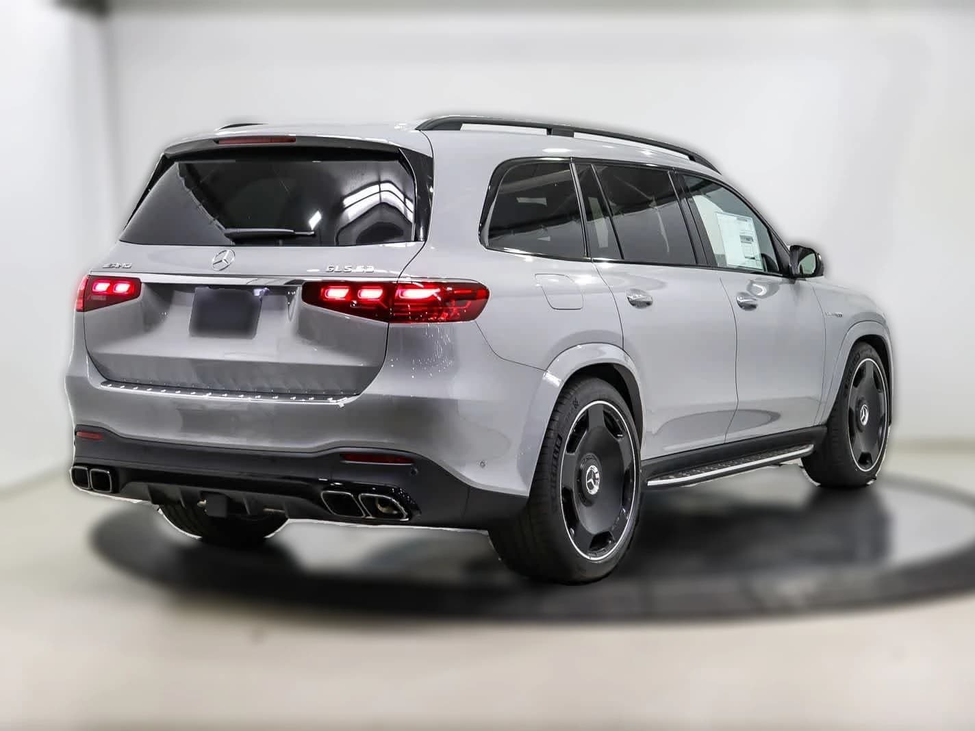 Mercedes-Benz GLS AMG GLS 63 4MATIC+ SUV 2026 — side view