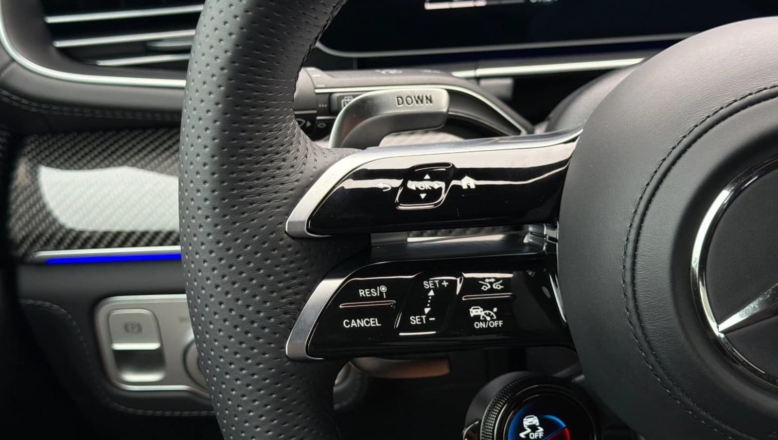 Mercedes-Benz GLS AMG GLS 63 4MATIC+ SUV 2026 — side view