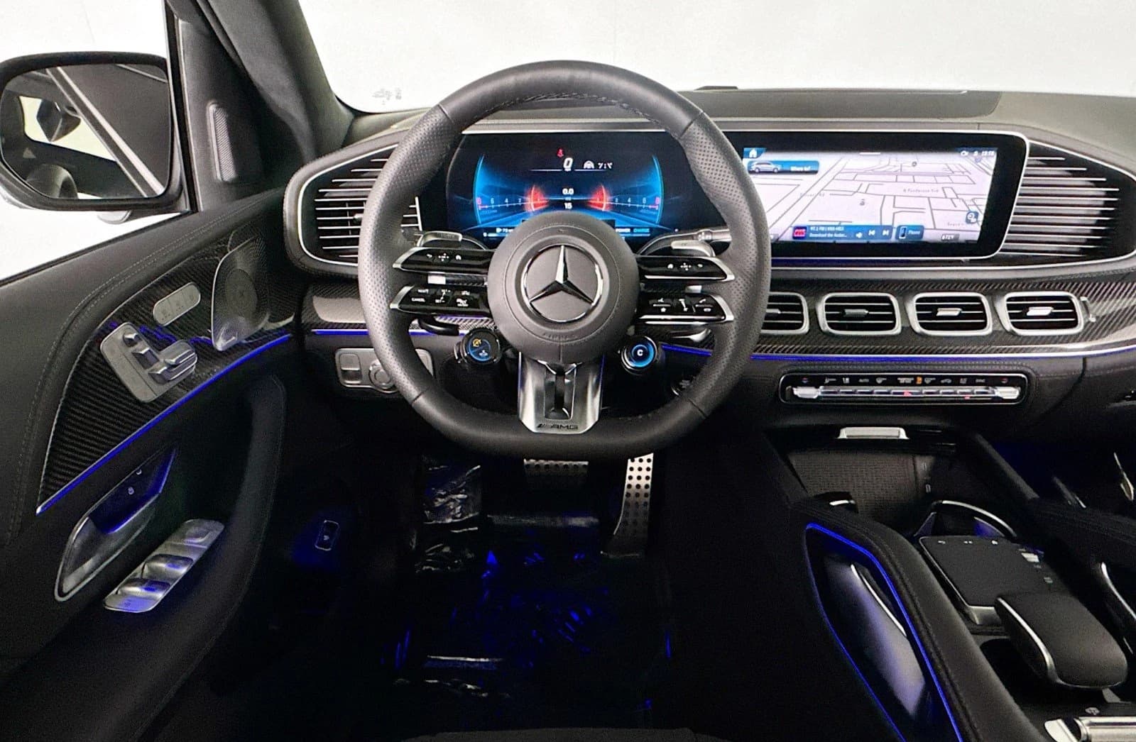 Mercedes-Benz GLS AMG GLS 63 4MATIC+ SUV 2026 — side view